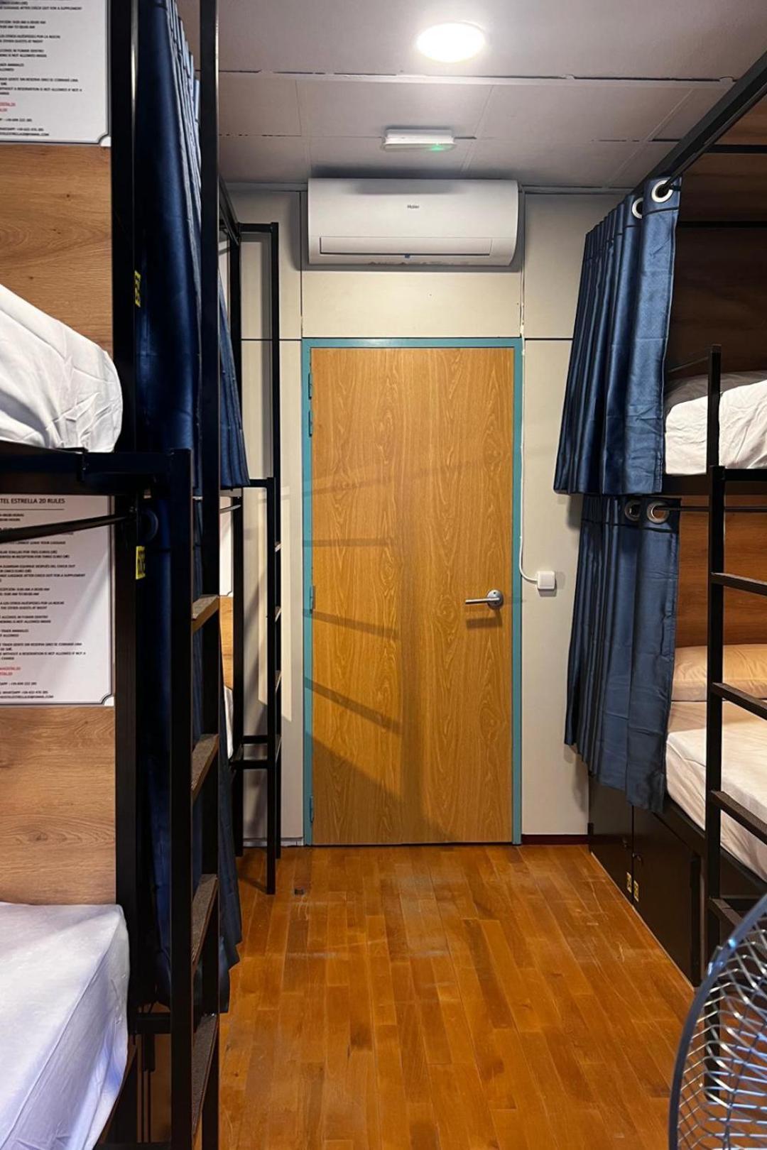 Hostel Estrella 20 Madrid Bagian luar foto